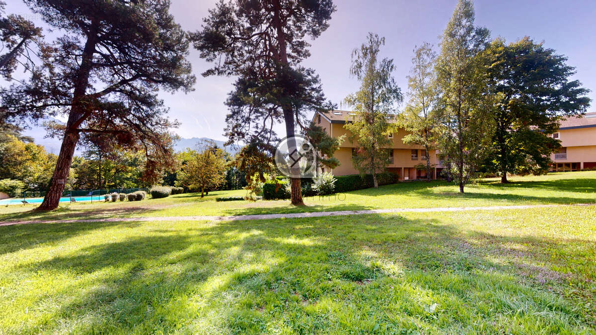 Appartement à MEYLAN