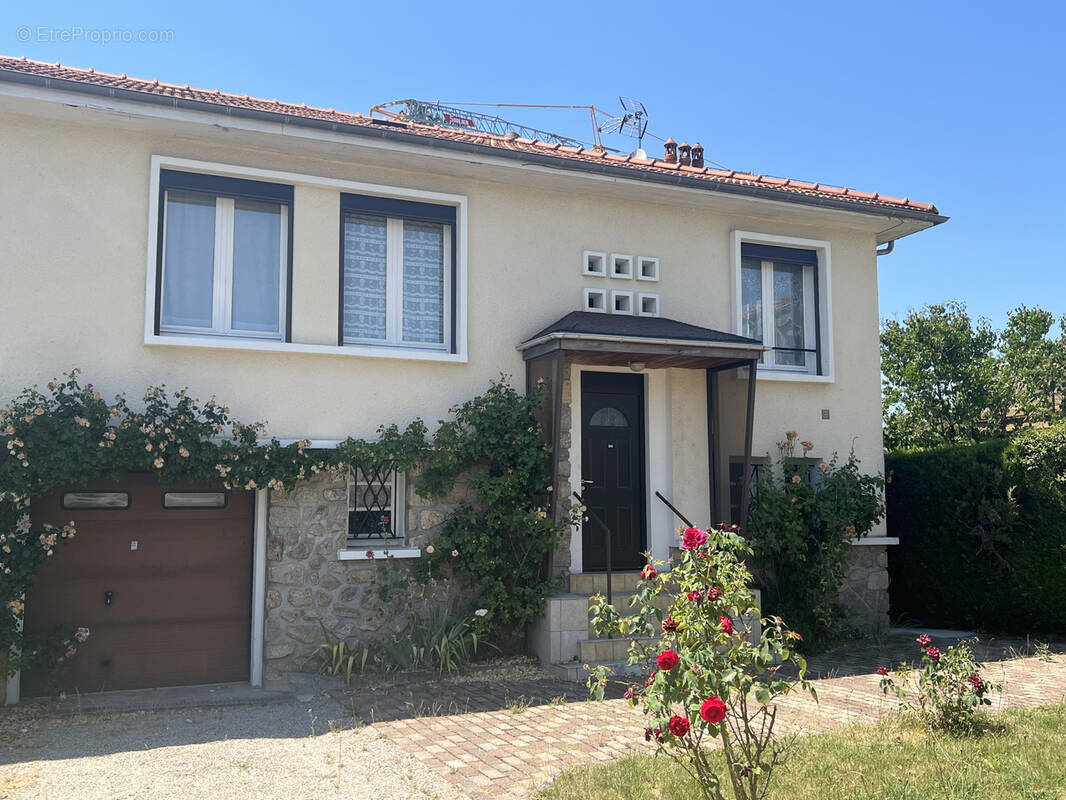 Maison à AURILLAC