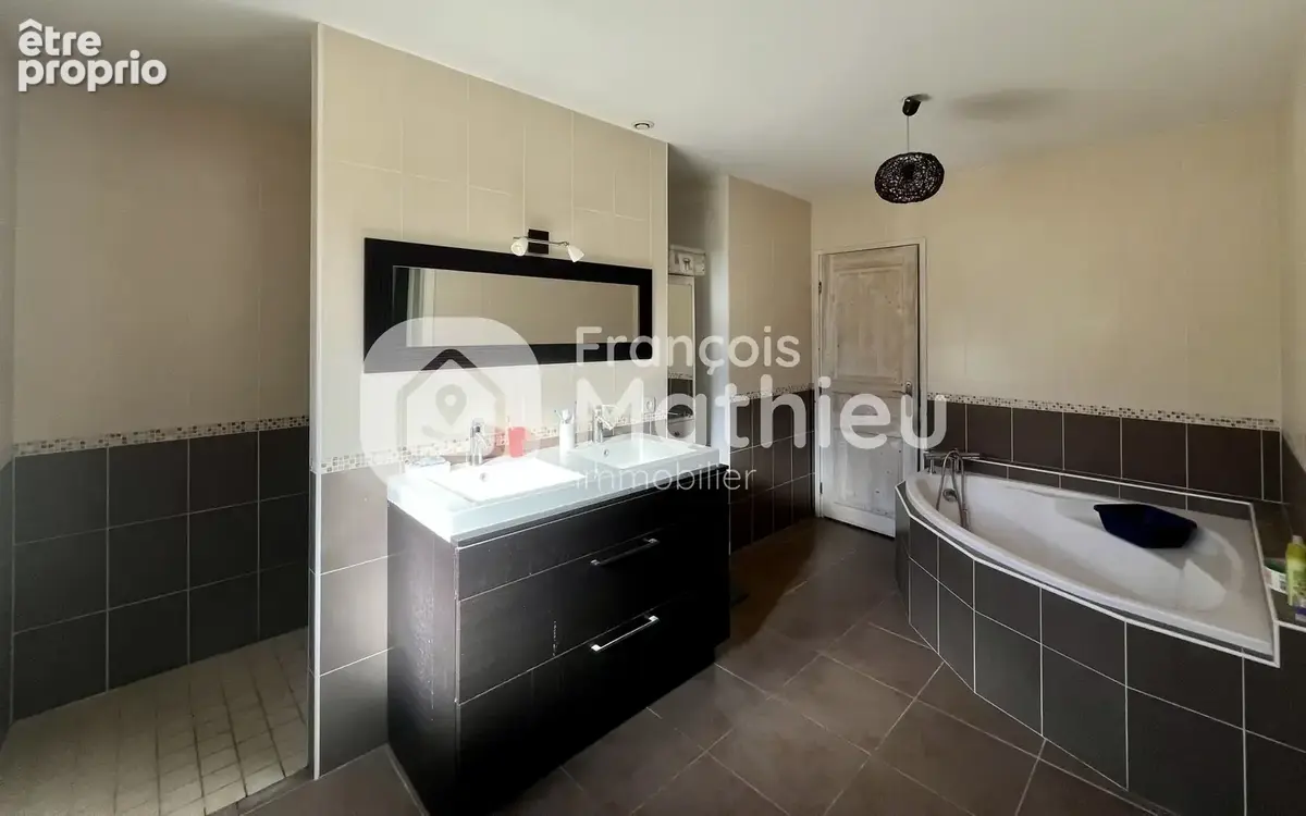 Maison de plain-pied 141 m2 - photo 10