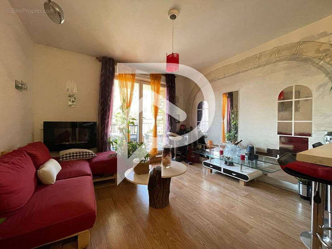 Appartement à LIMEIL-BREVANNES