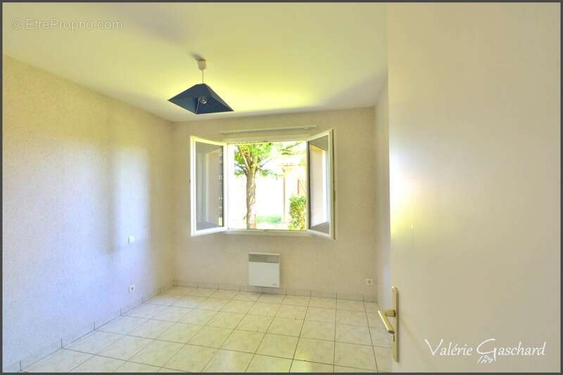 Maison à SAINT-SEURIN-SUR-L'ISLE