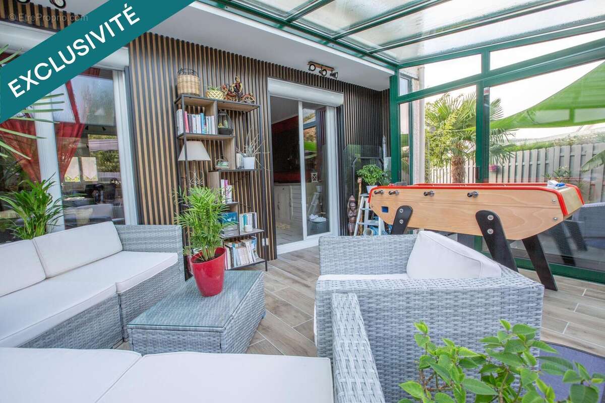 Photo 7 - Maison à LE MESNIL-SAINT-DENIS