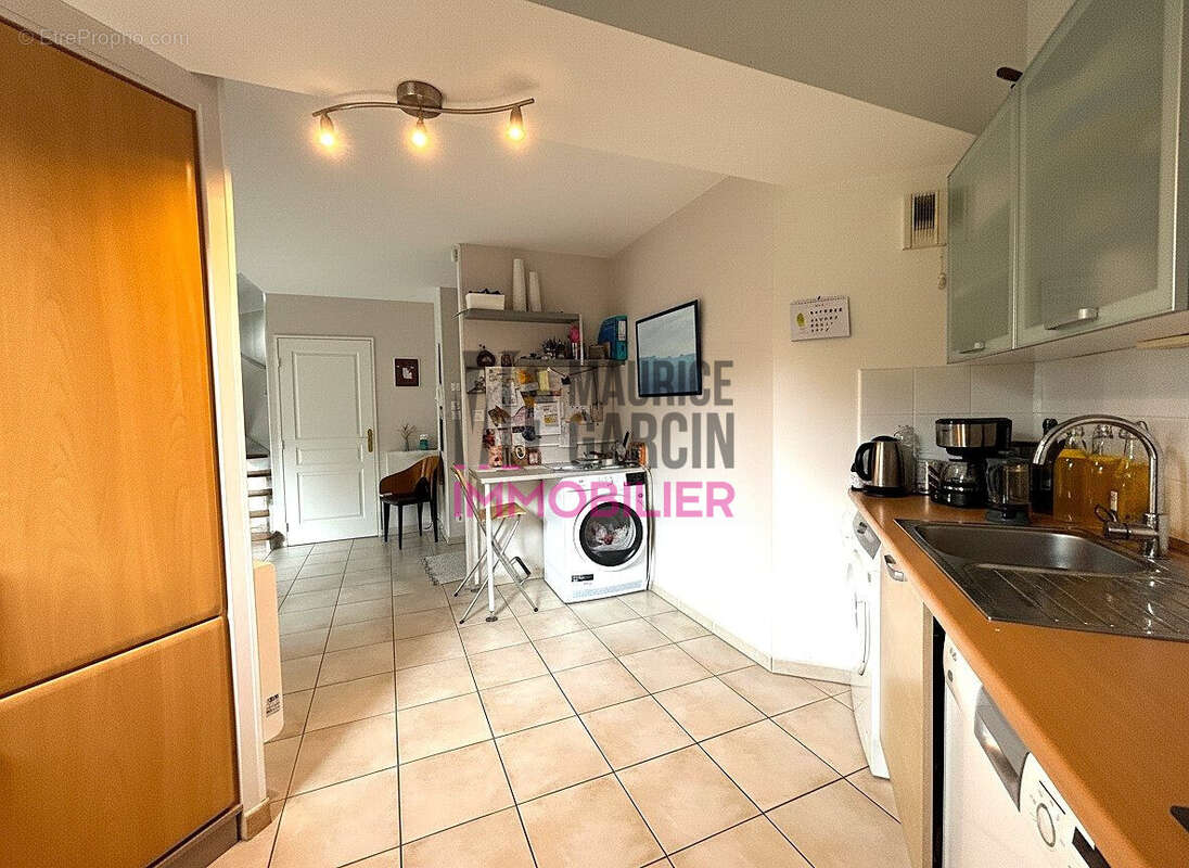 Appartement à L'ISLE-SUR-LA-SORGUE