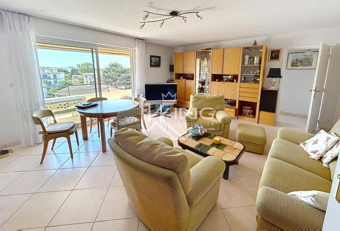 Appartement à SAINT-RAPHAEL