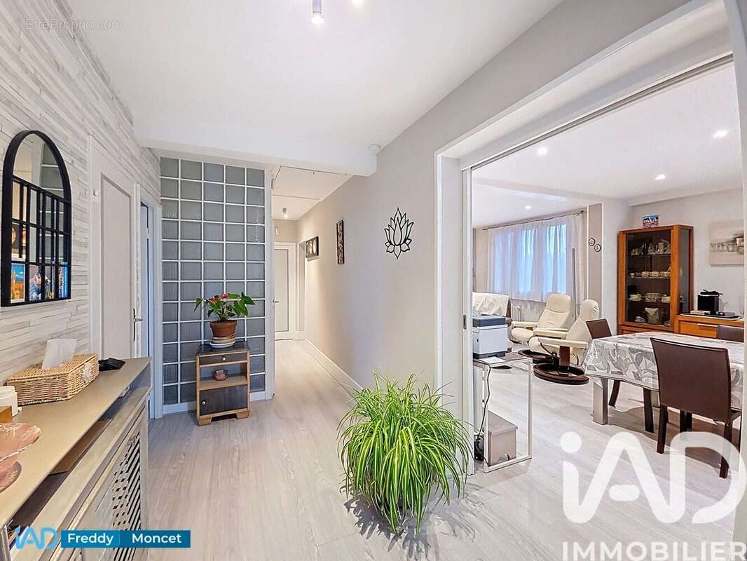 Photo 2 - Maison à EPINAY-SUR-ORGE