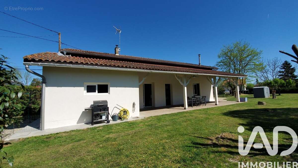 Photo 2 - Maison à CASTELSARRASIN