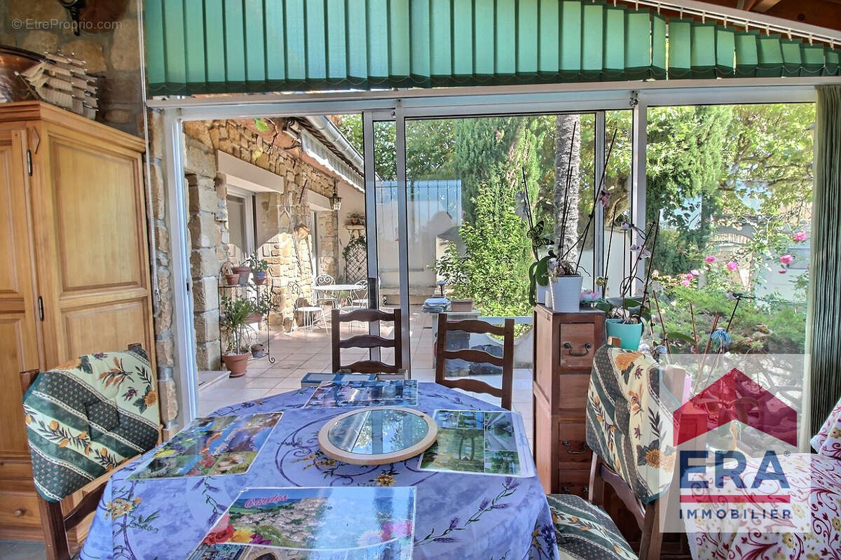 Maison à JONQUIERES