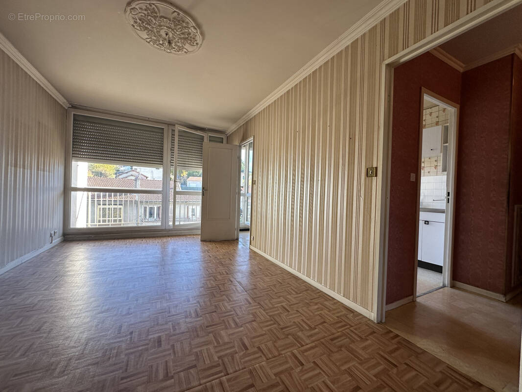 Appartement à FIRMINY