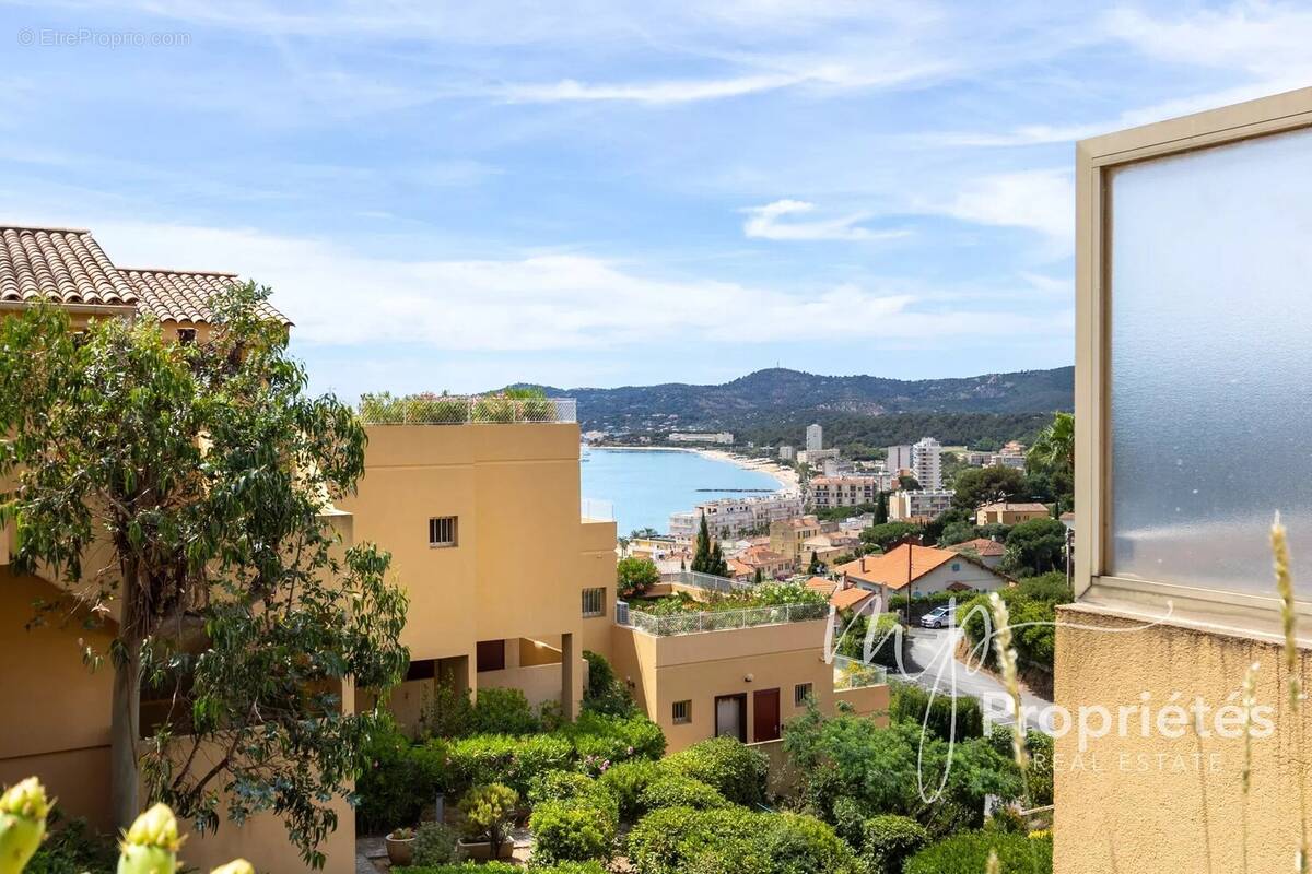 Appartement à LE LAVANDOU