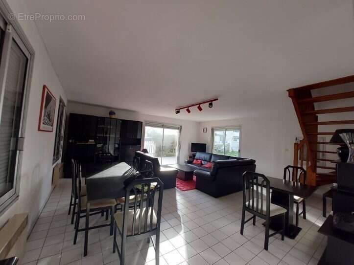 Maison à HAUTEVILLE-SUR-MER