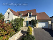 Maison à MORTEFONTAINE