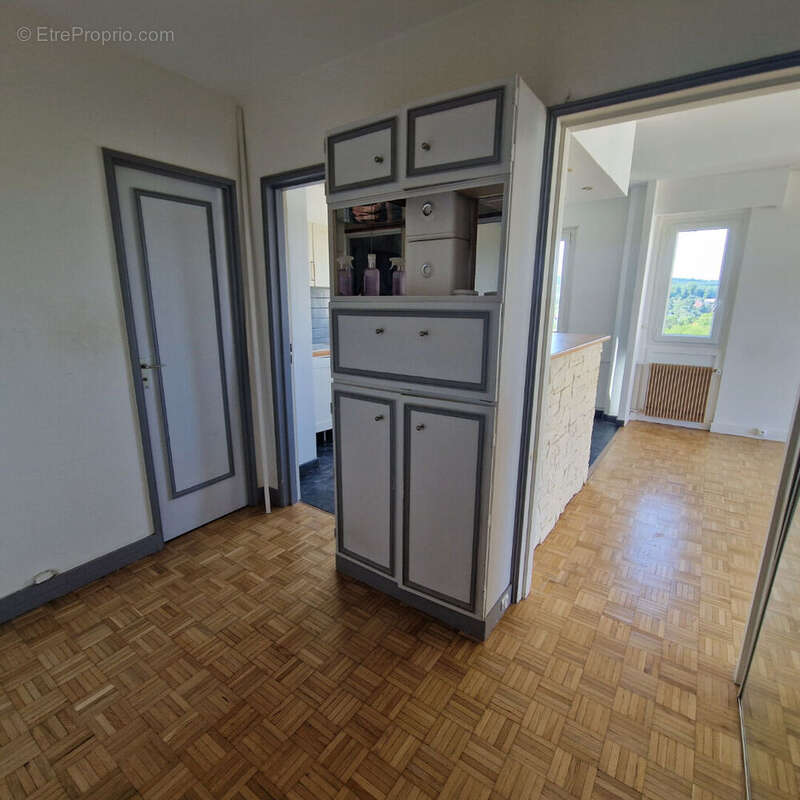 ANTONY - Appartement F3 62 m2 + 2 balcons + 2 places de stationnement ! - photo 6