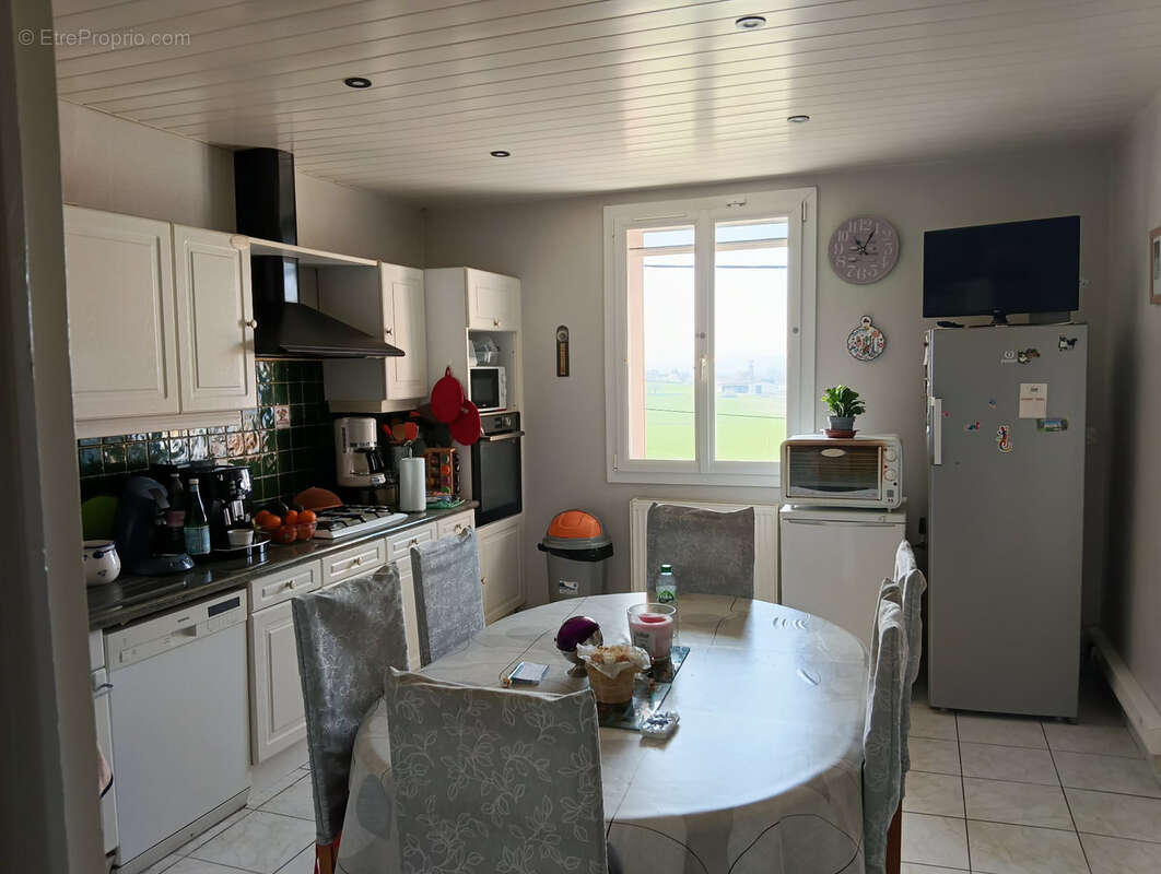 Maison à AUZAT-LA-COMBELLE