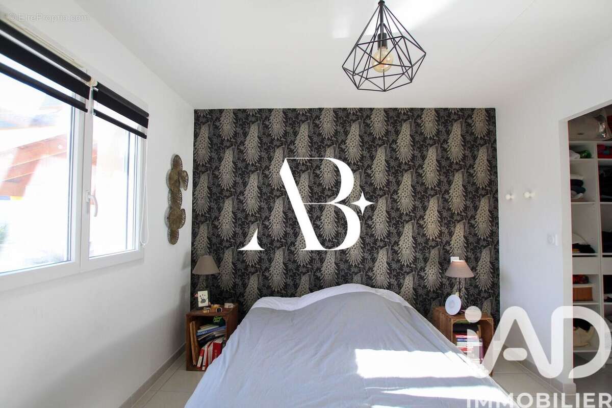 Photo 8 - Maison à ROAILLAN