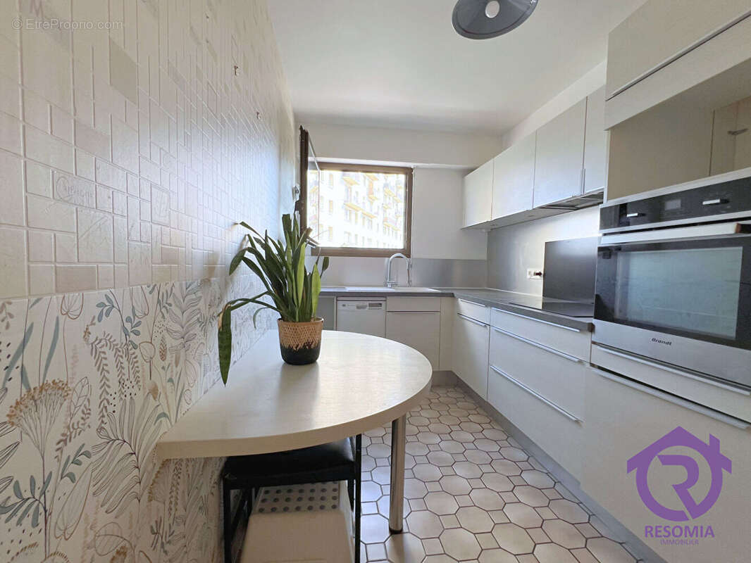 Appartement à CHATILLON