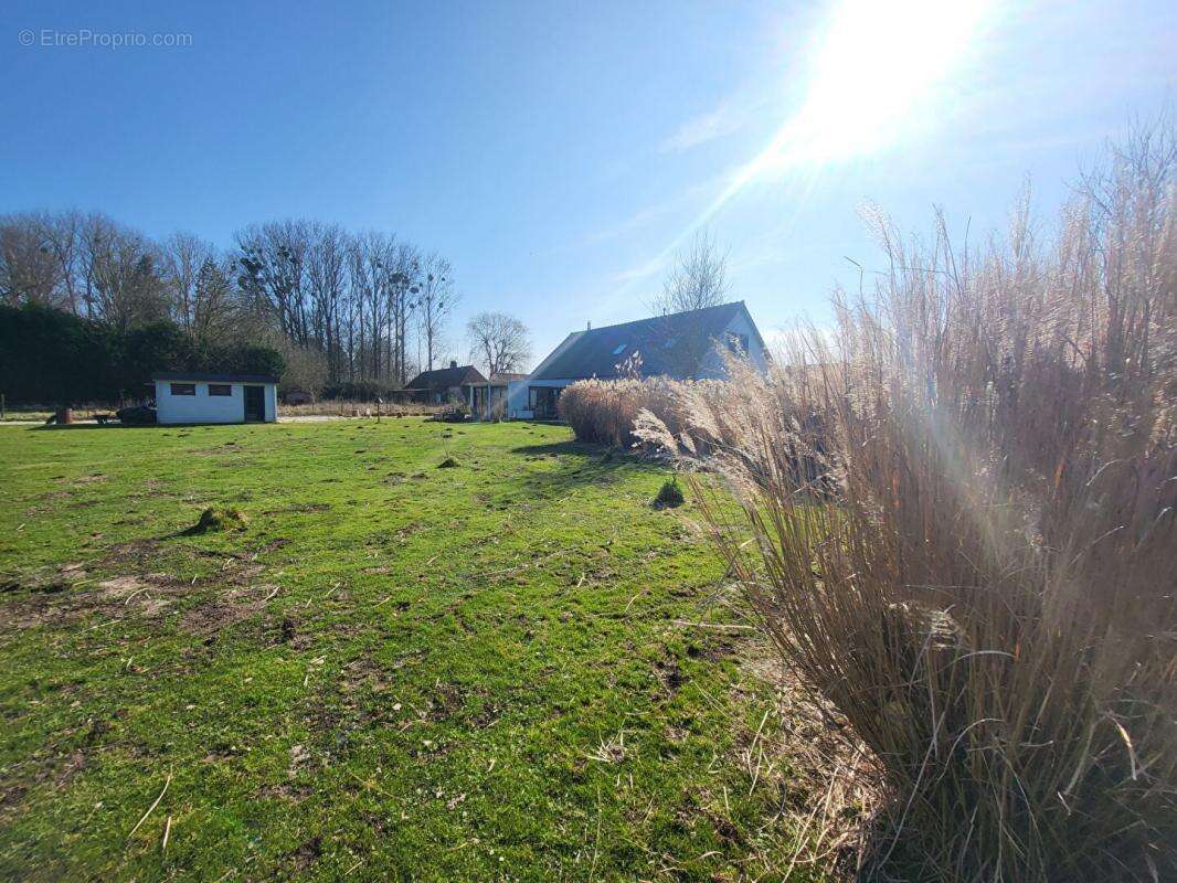 Maison à VITZ-SUR-AUTHIE