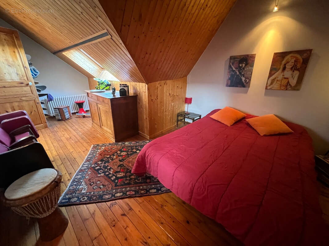 Maison à LE POULIGUEN