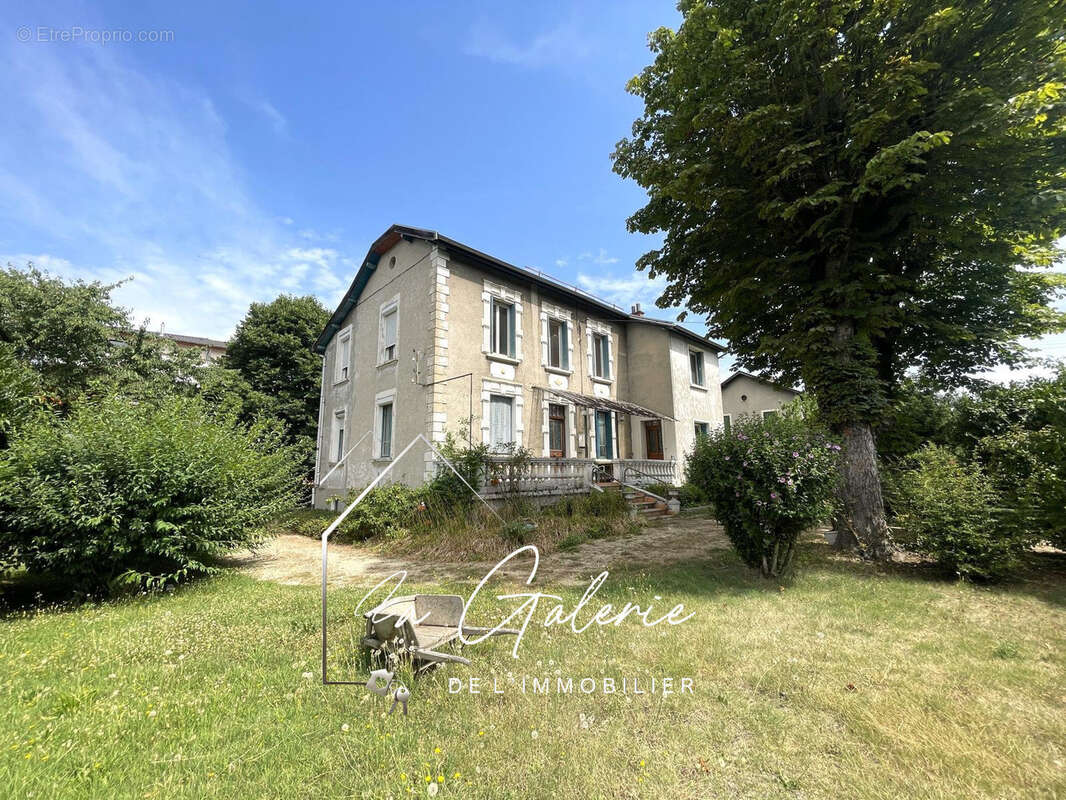 Maison à ECHIROLLES