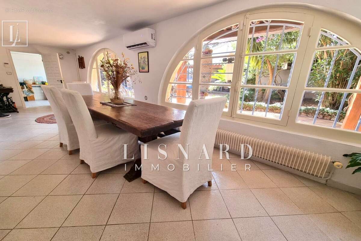Maison 135 m² à Vallauris  - photo 4