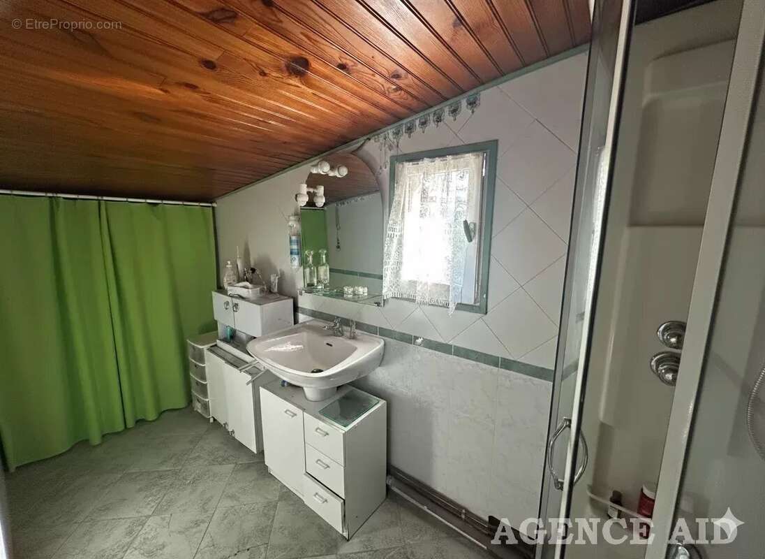 Maison à CUGES-LES-PINS