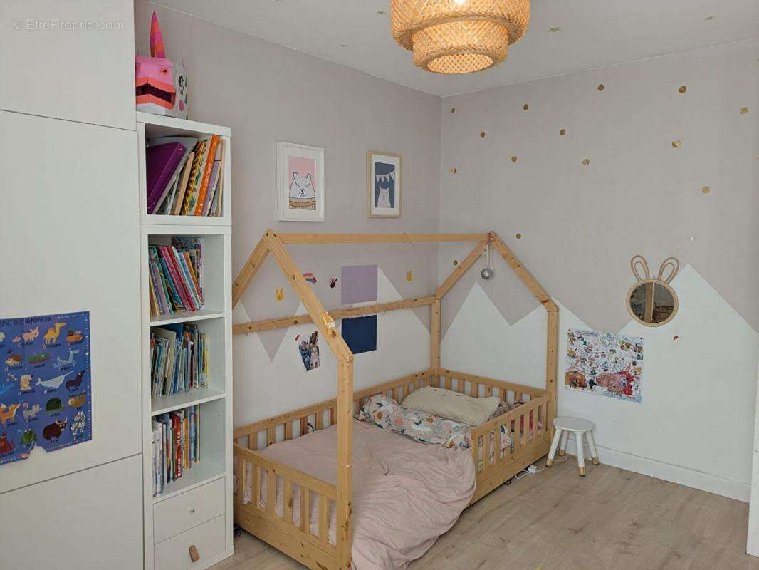 Appartement à PRINGY