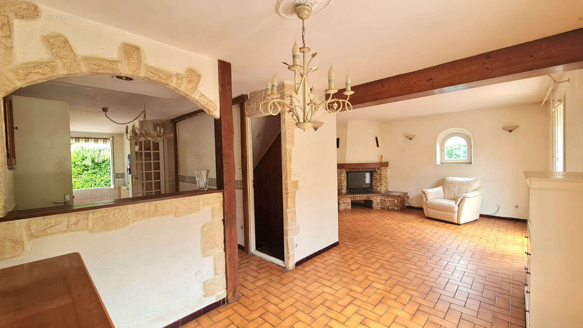 Maison à SAINT-PRIEST