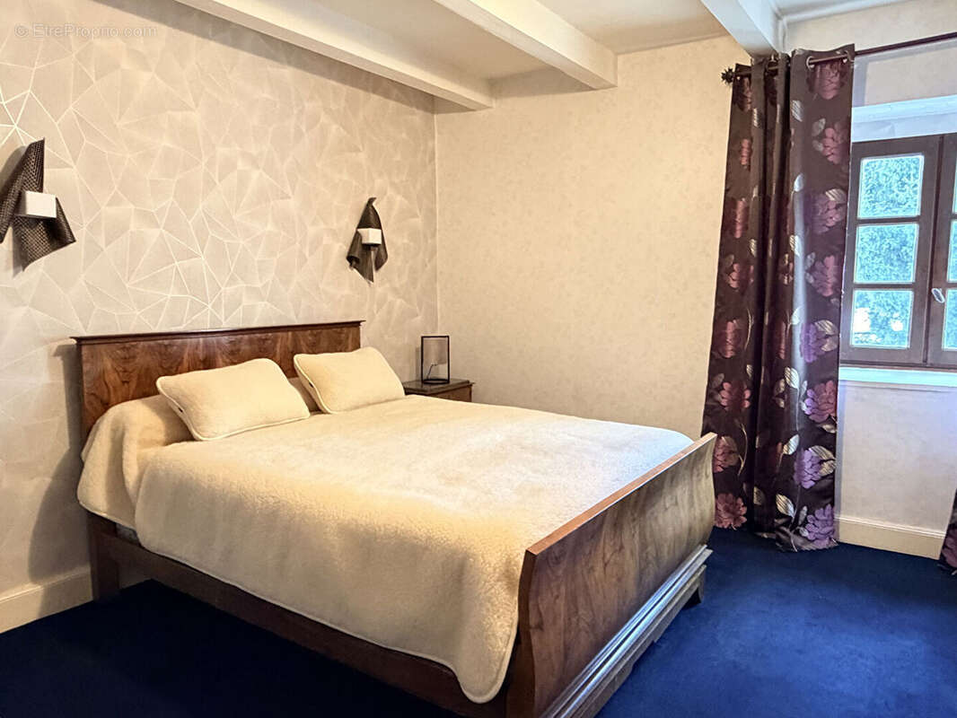 Maison à HAUTEVILLE-LOMPNES