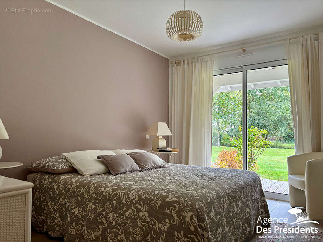 Maison à TALMONT-SAINT-HILAIRE