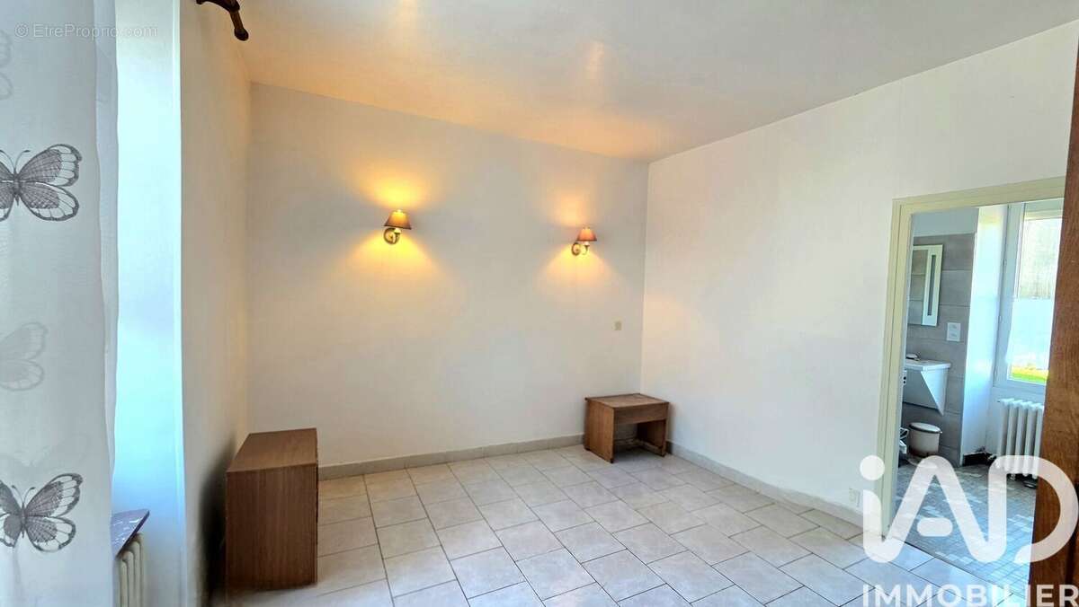 Photo 7 - Maison à LIGNAC