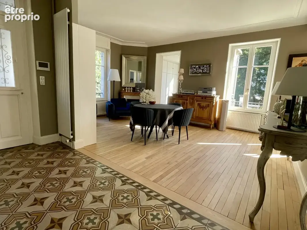 Propriété Indépendante 11 pièces sur 750 m2 de terrain clos de murs et arboré - photo 9
