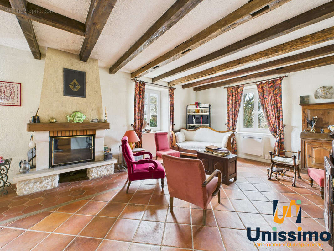 Maison à SAINT-MAURICE-COLOMBIER