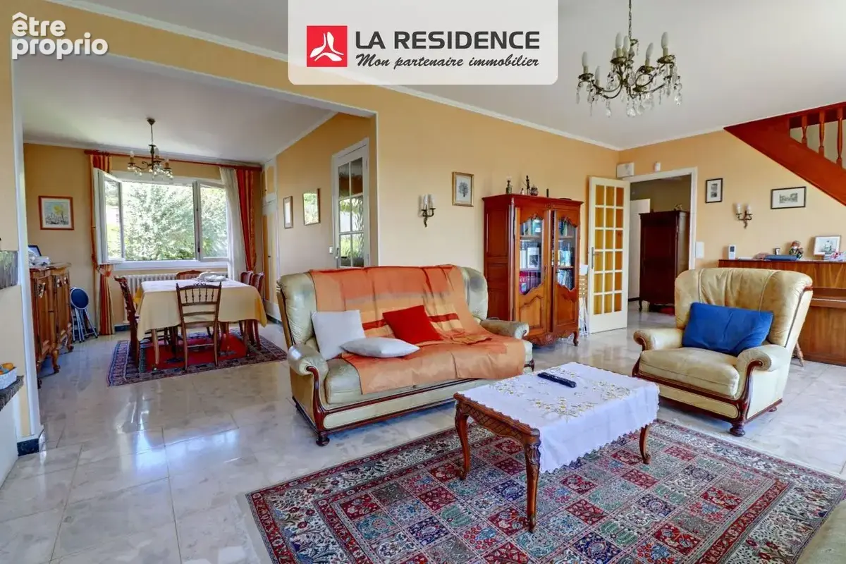 Maison 7 pièces 137 m² à vendre à Maurecourt (78780) - photo 2