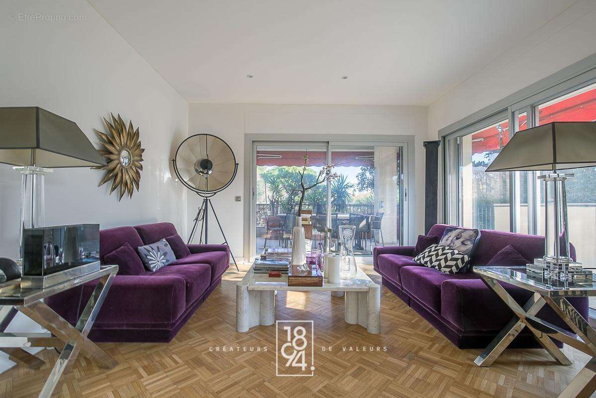 Appartement à MARSEILLE-8E