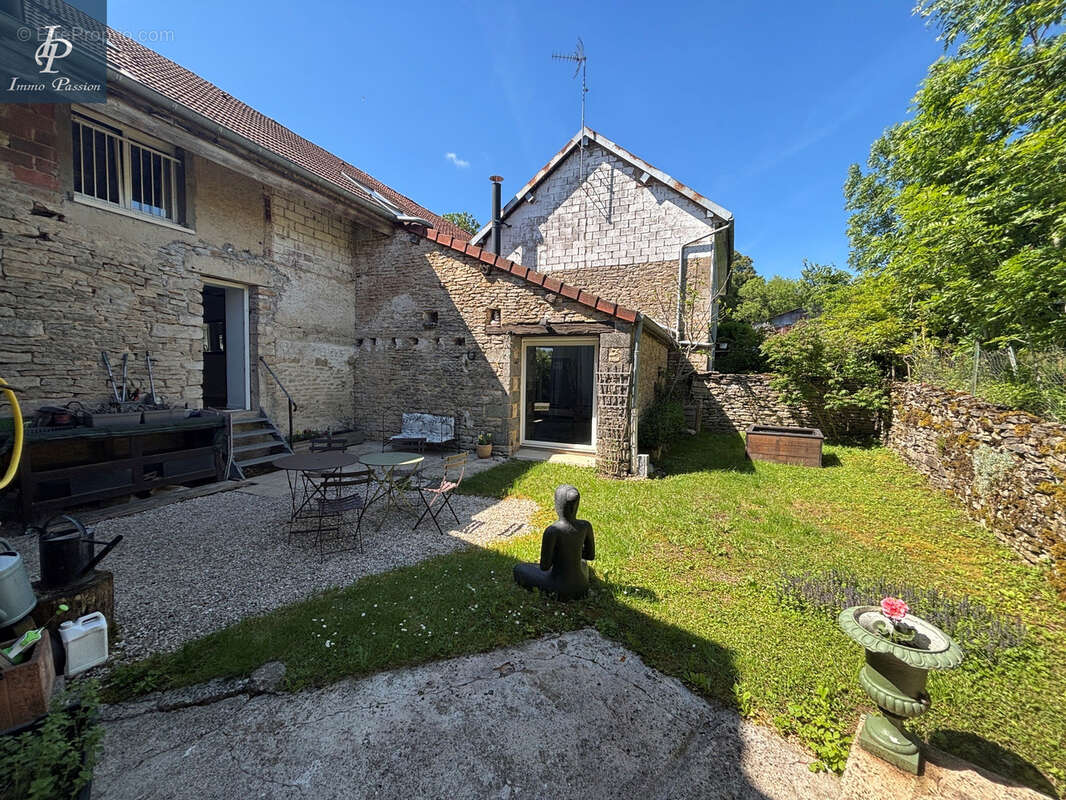 Maison à SAINT-ANTHOT
