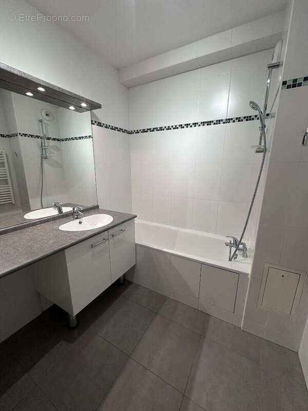 Appartement à LE PERREUX-SUR-MARNE