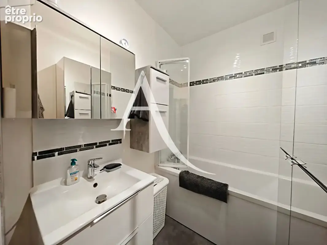 Appartement Bois D Arcy 4 pièces 81m2, 2 caves, 2 parkings - photo 12
