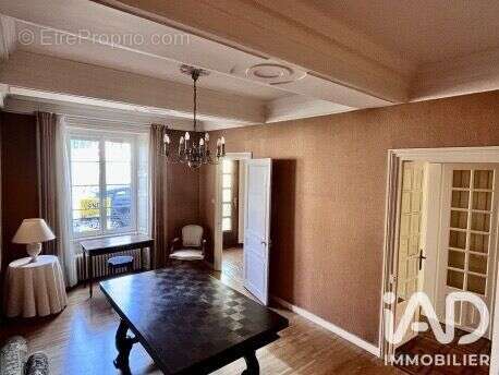 Maison 217 m² à Uzel  - photo 3