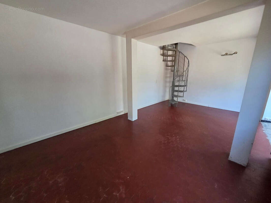 Maison à EPERNON