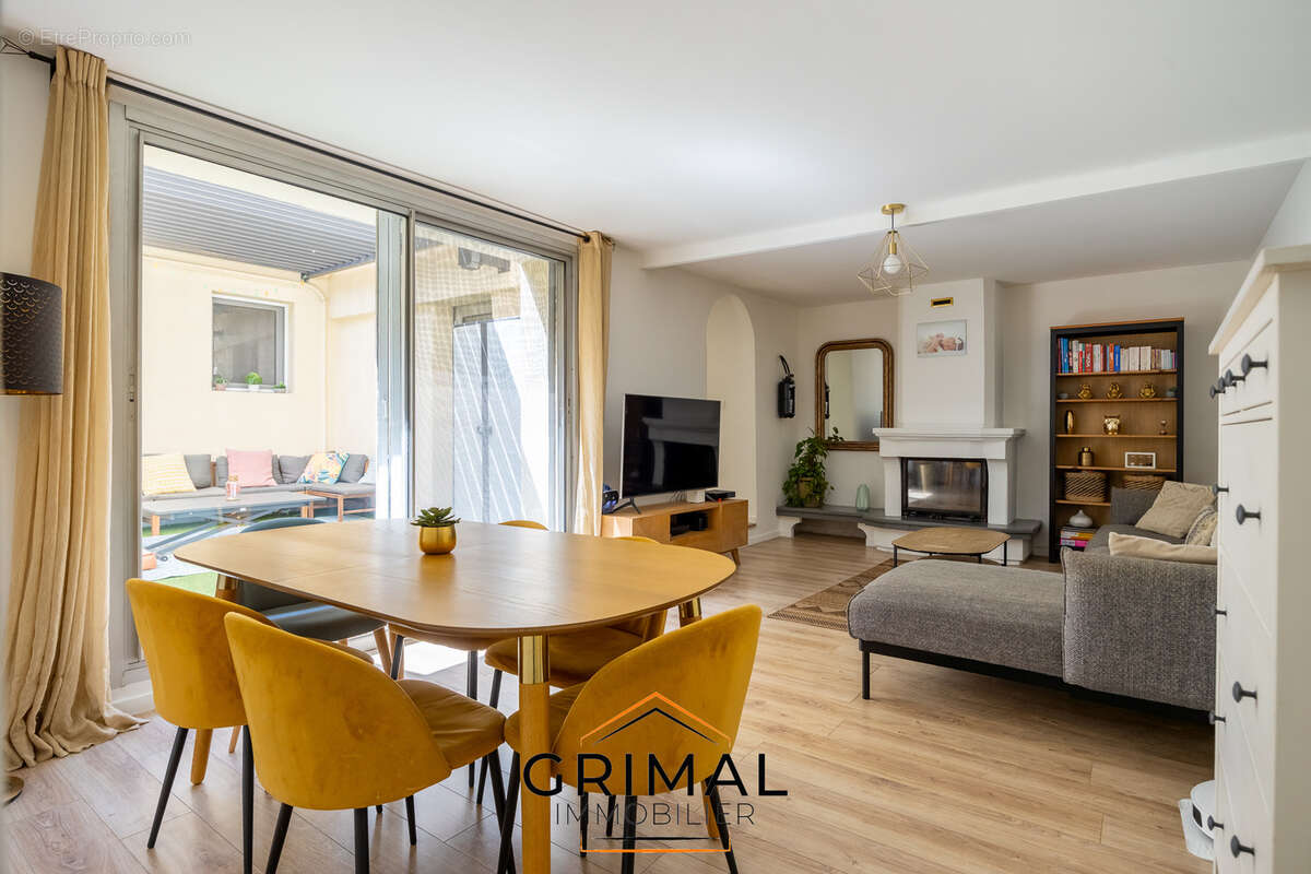 Appartement à MARSEILLE-11E