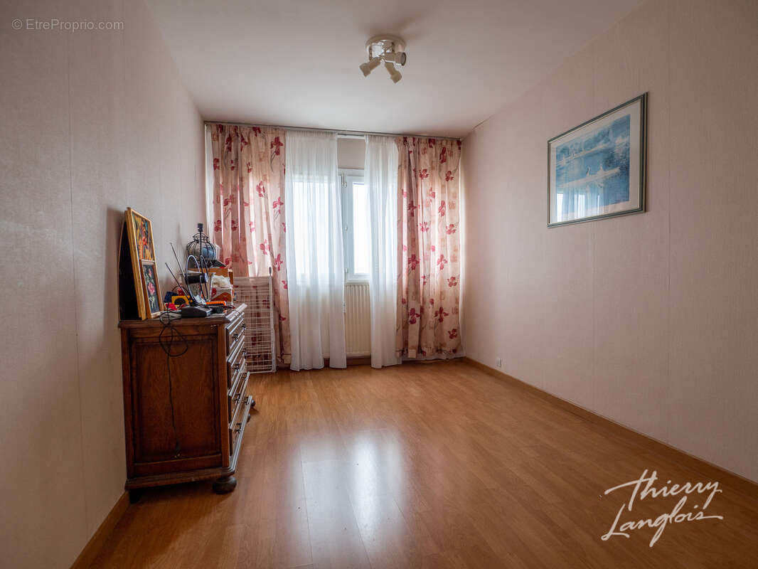 Appartement à MONS-EN-BAROEUL