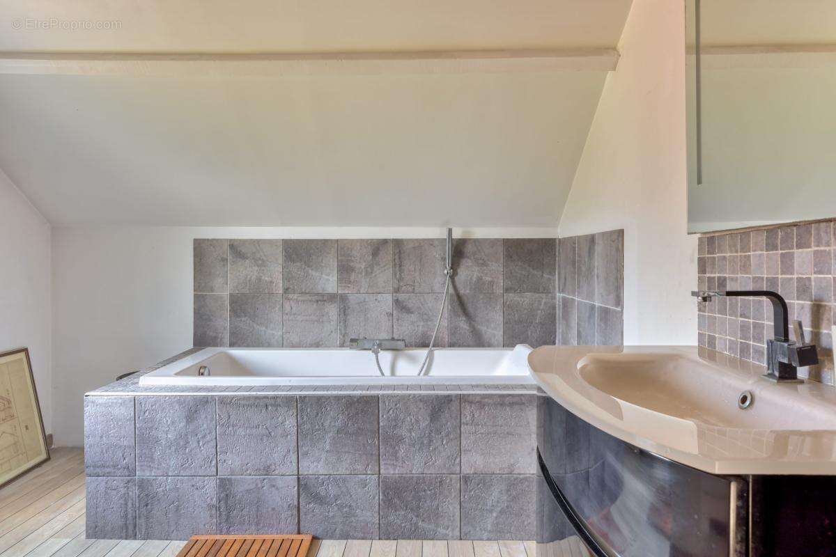 Maison à LE GRAND-QUEVILLY