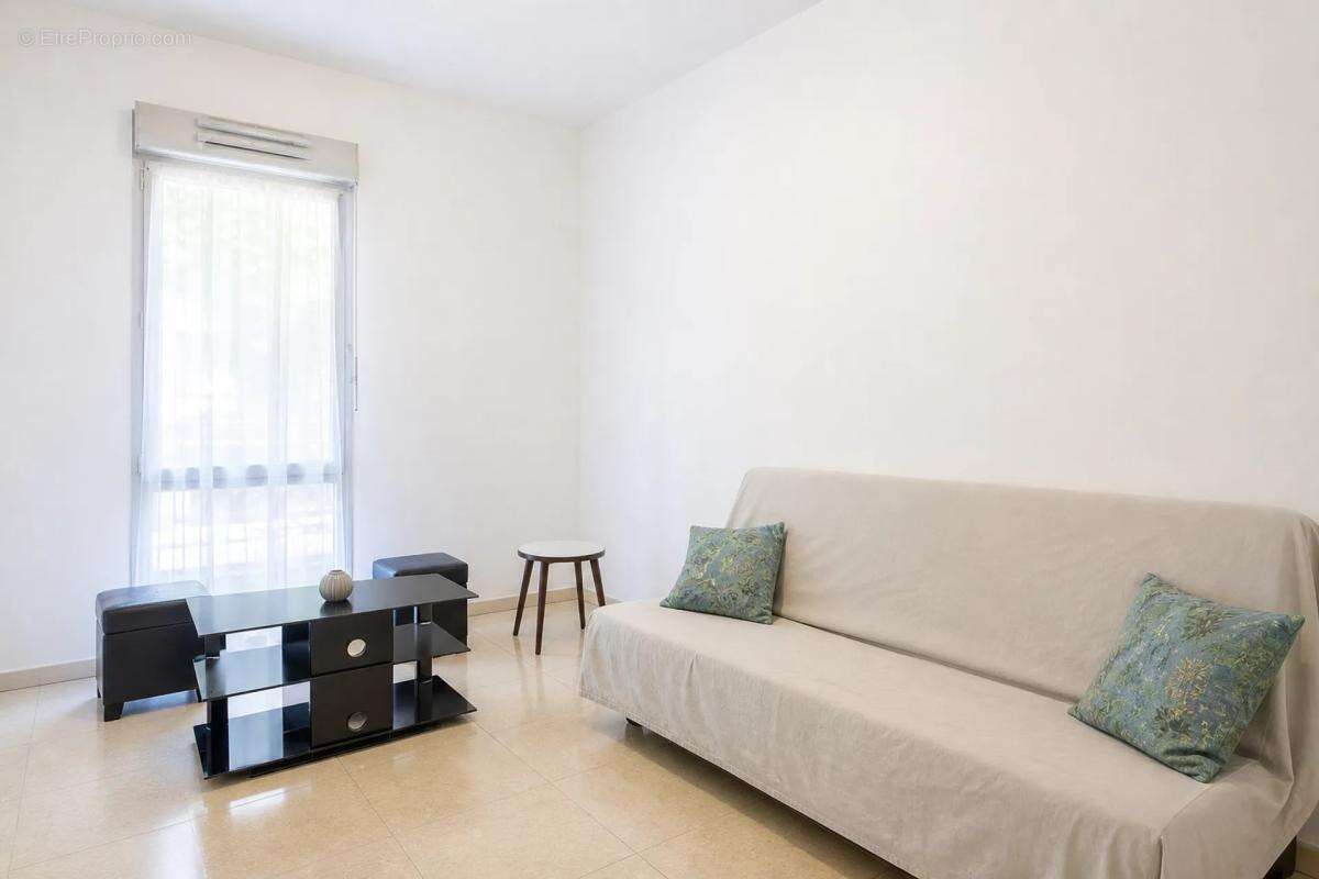 Appartement à ROSNY-SOUS-BOIS