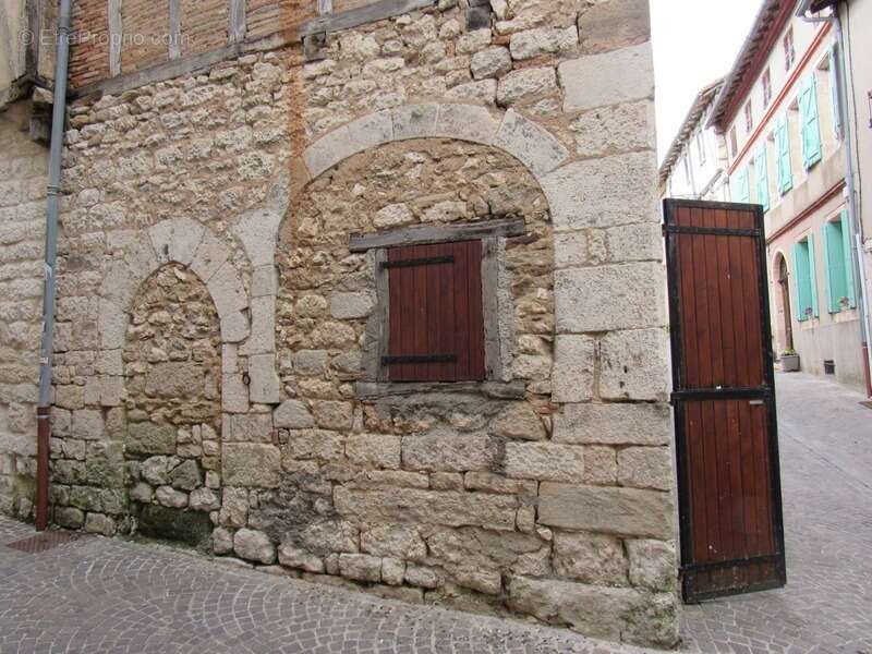 Maison à CASTELNAU-DE-MONTMIRAL