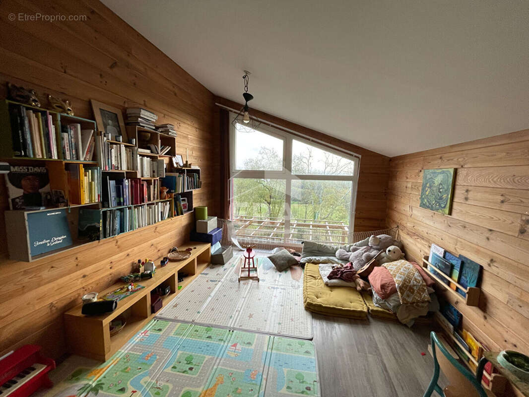 Maison à BARDOS