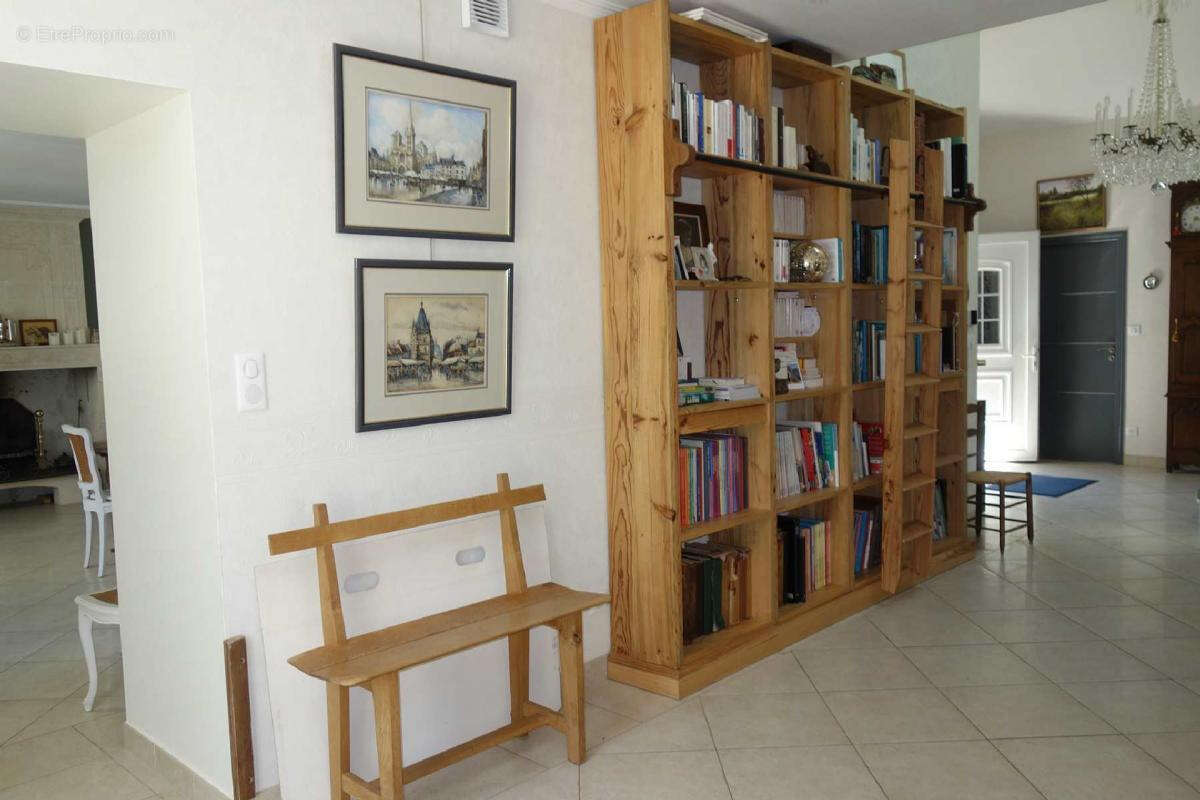 Achat maison 6 pièces 258 m2 33390 Blaye IMMOBILIERE DE L'ESTUAIRE - photo 15
