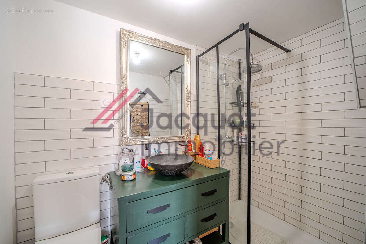 Appartement à LONS-LE-SAUNIER