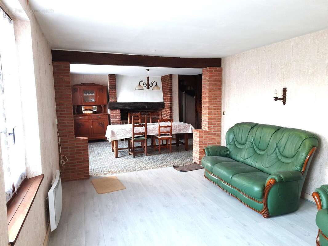 Maison à SASSETOT-LE-MAUCONDUIT