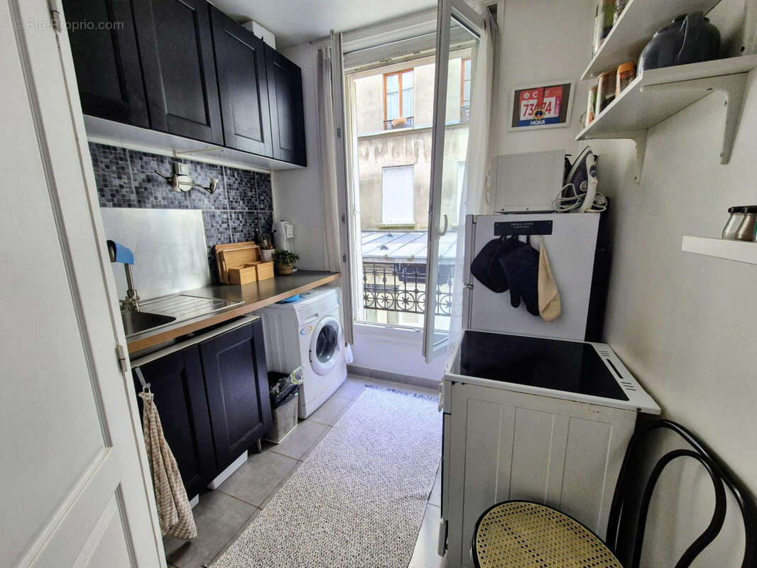 Appartement à PARIS-18E