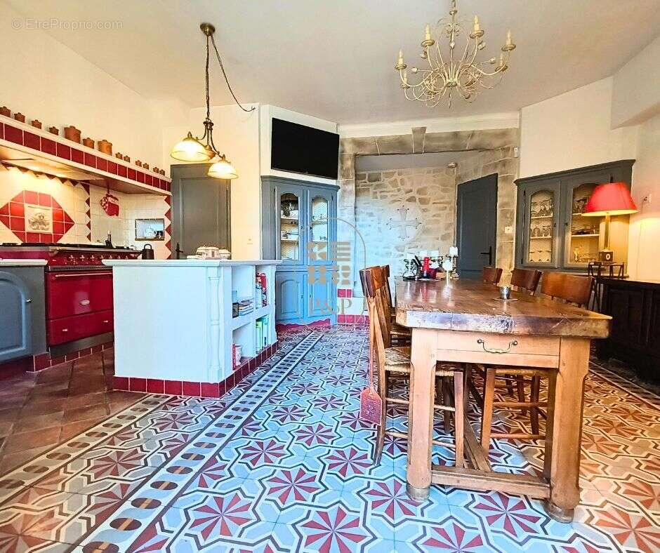 Maison à GARRIGUES-SAINTE-EULALIE