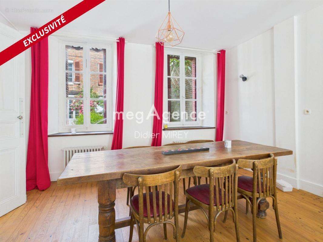 Maison à AIX-EN-OTHE